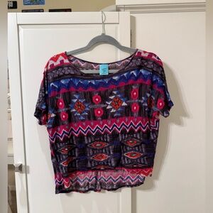 h.i.p. Women’s Multicolor Geometric Short Sleeve Top